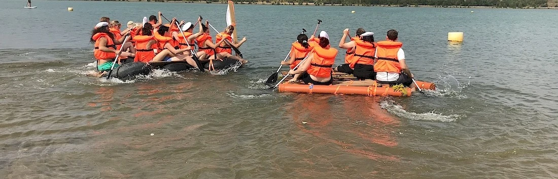 Regatta Teambuilding Floß