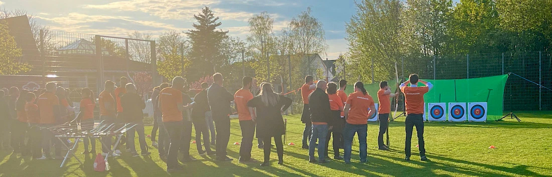 Bogenschießen als Betriebsausflug